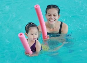 Children Straddle Beginner Swim Lessons for Kids - Level 3 | My Swim Guide